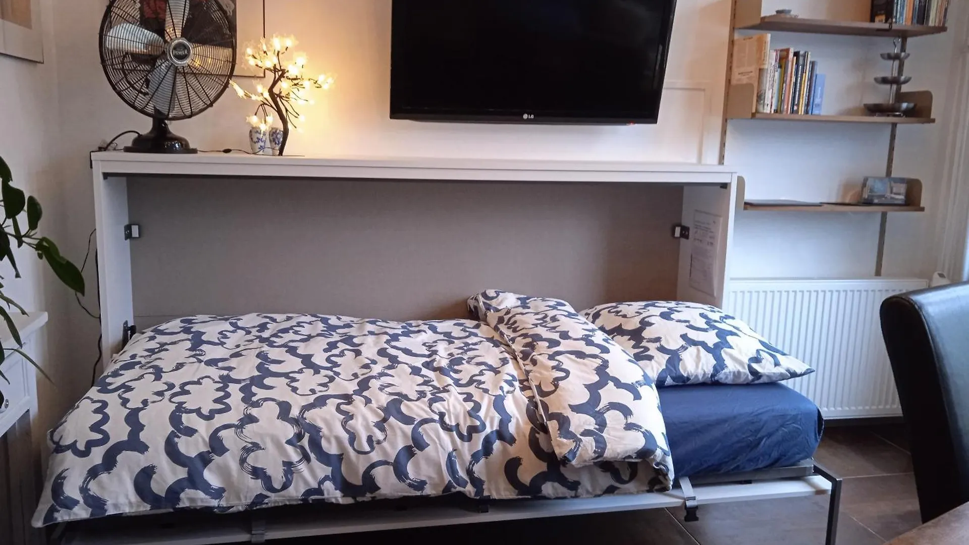 Bed And Breakfast Amsterdam West 2*,